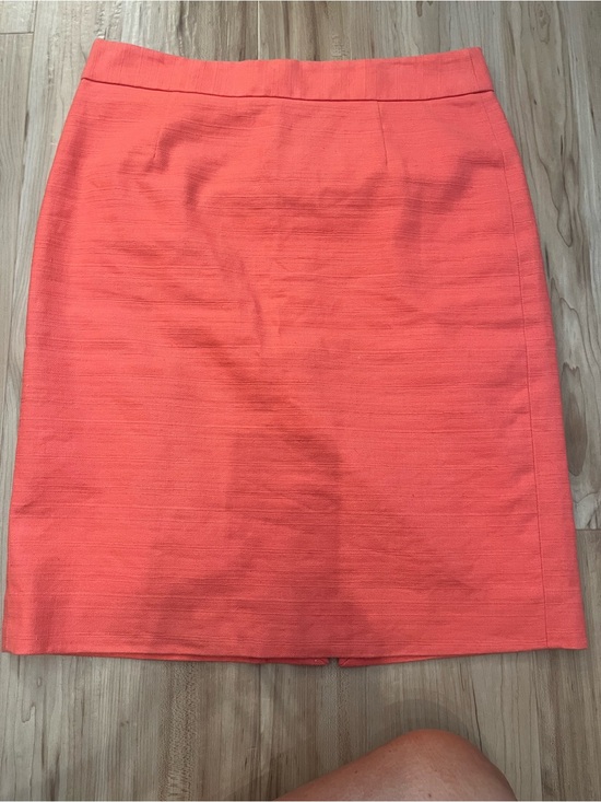 J. Crew Dresses & Skirts - J Crew skirt size 6